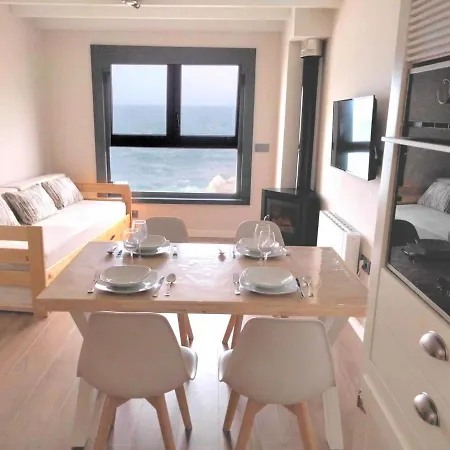 Vila Marina. Casa Marinera Con Terraza Sobre El Mar En Caion Cayon Exterior photo