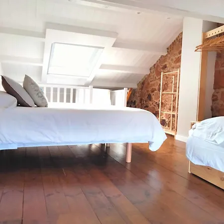 Vila Marina. Casa Marinera Con Terraza Sobre El Mar En Caion Cayon Room photo